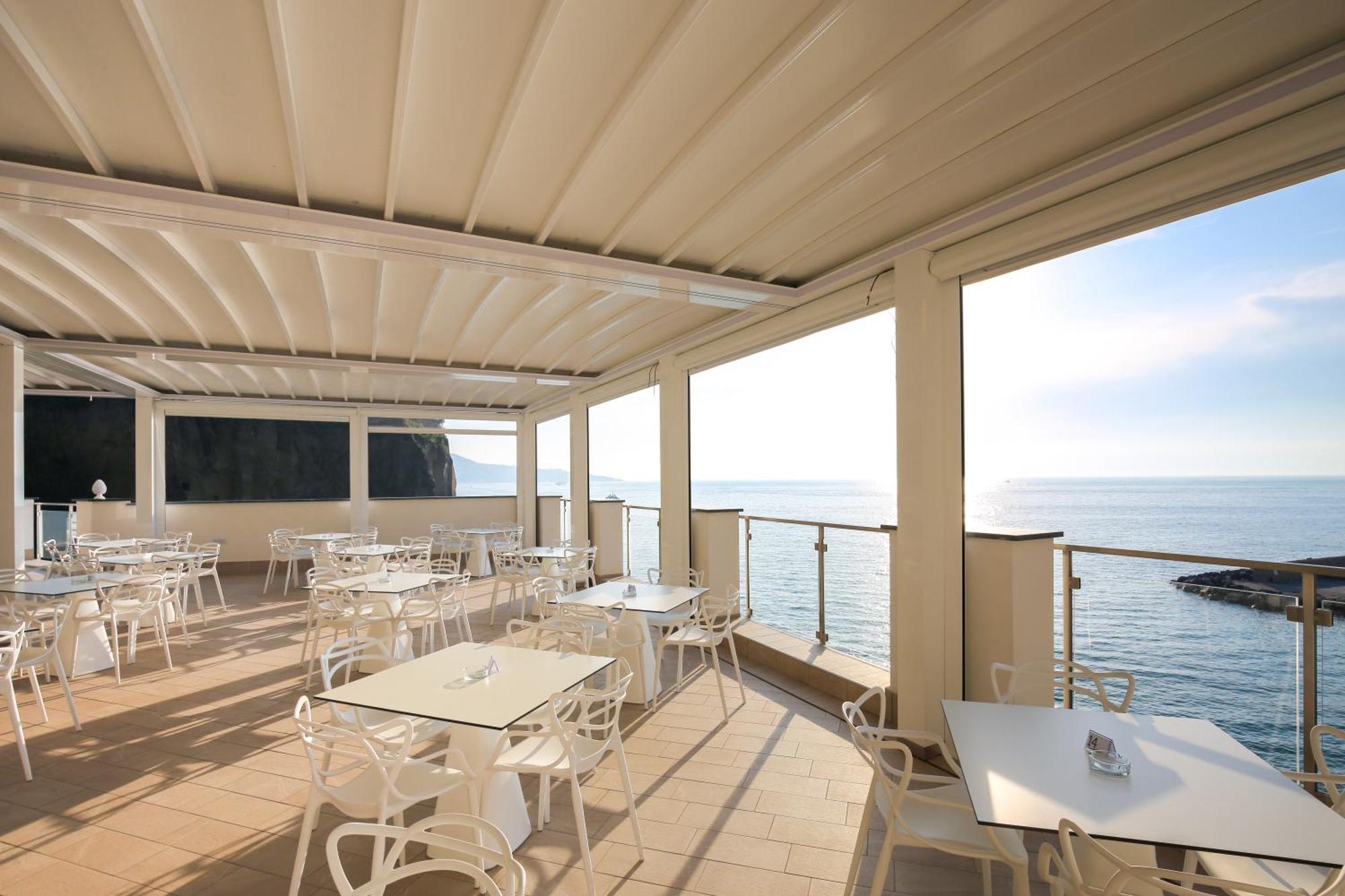 Hotel Giosue' a mare Meta Esterno foto