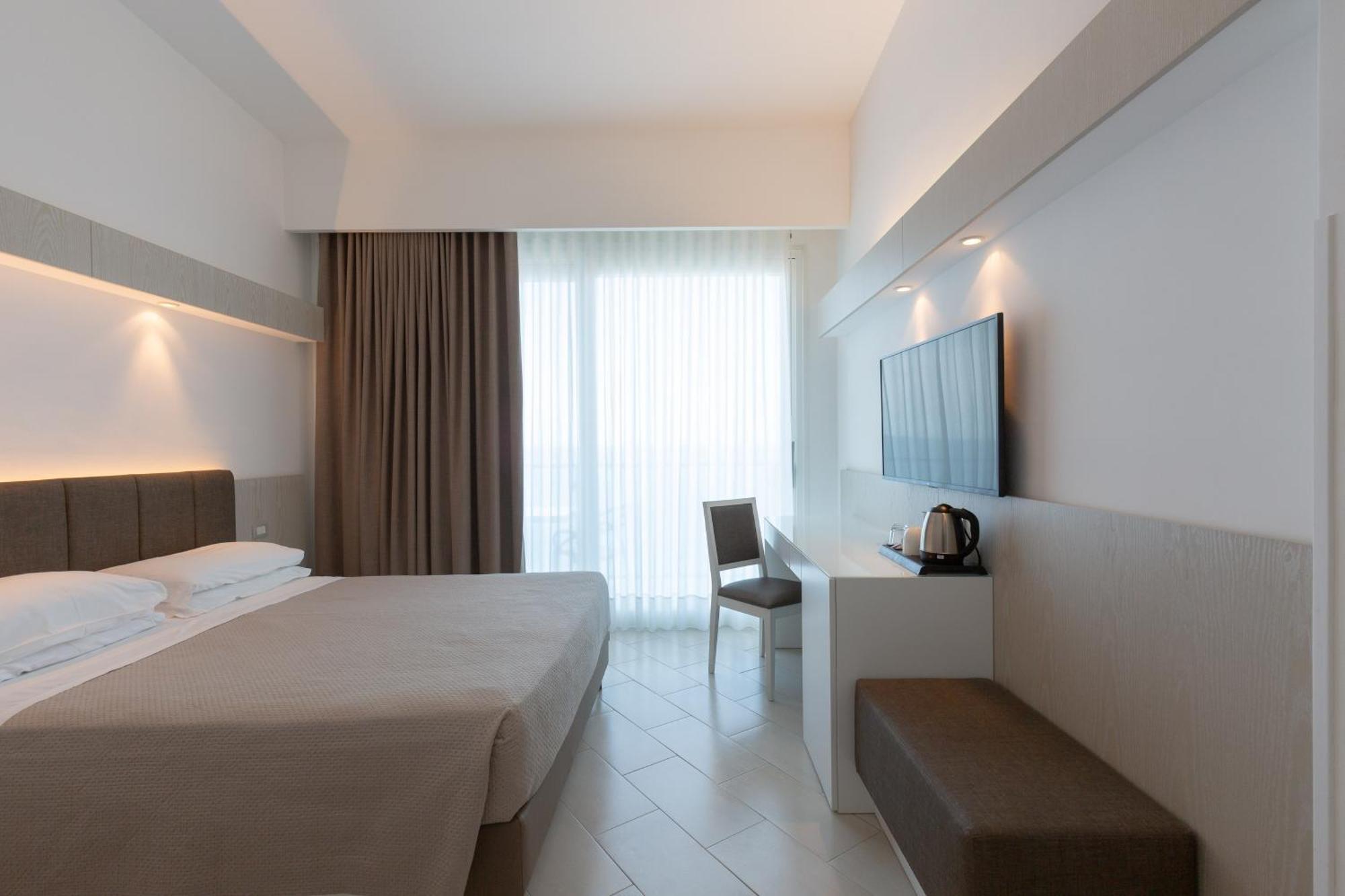 Hotel Giosue' a mare Meta Esterno foto